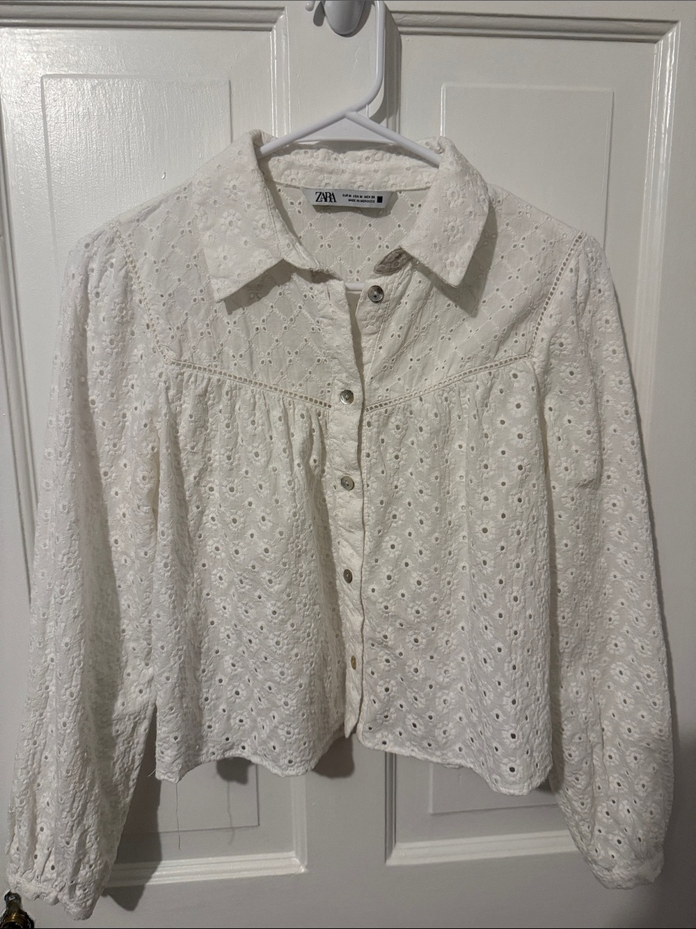 Zara White Eyelet Button-Down Collar Shirt
